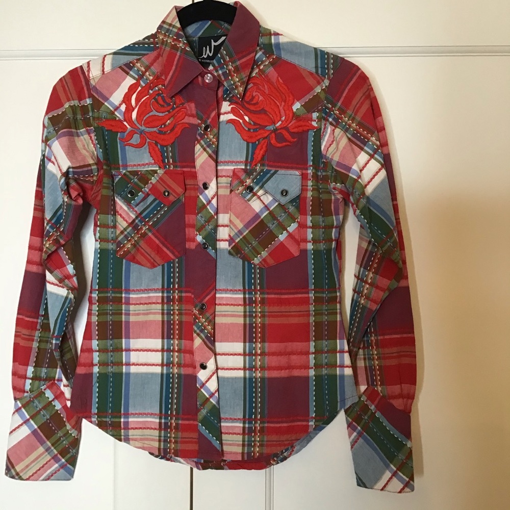 Woman’s button down